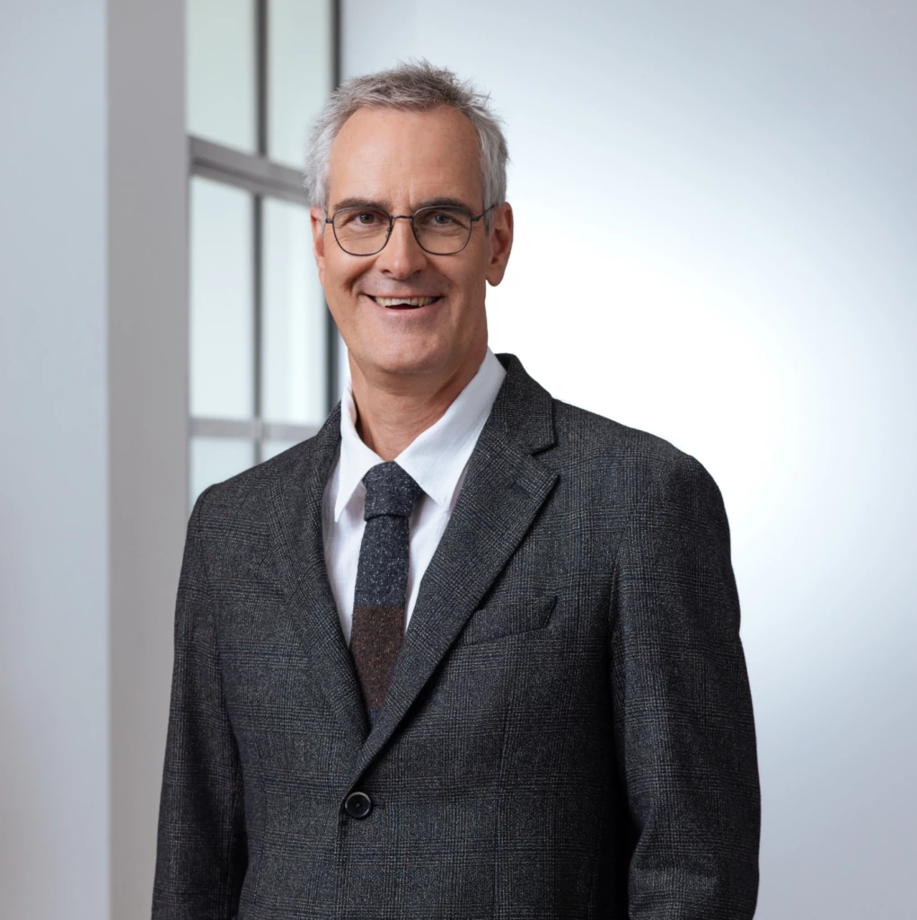 Peter Frank